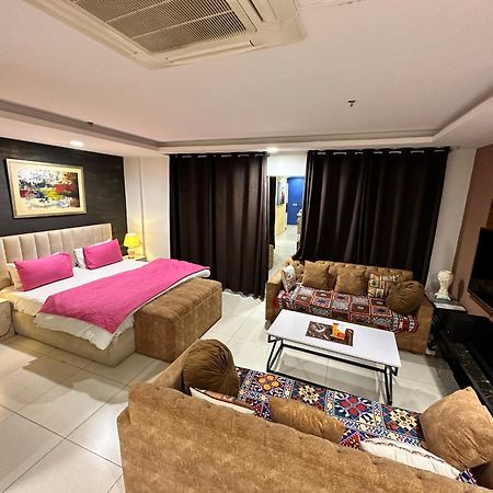 Sunset Luxury Gold Crest Mall Residency Lahore Exterior foto