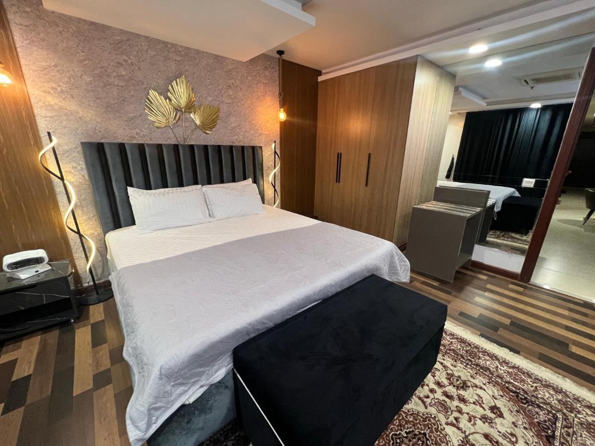 Sunset Luxury Gold Crest Mall Residency Lahore Exterior foto